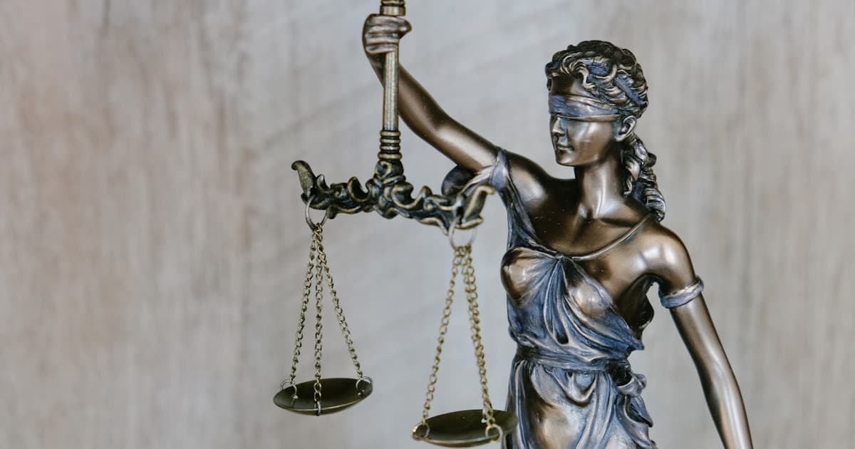FLSA Compliance Guide: Overtime, Minimum Wage & Exemptions [2026]