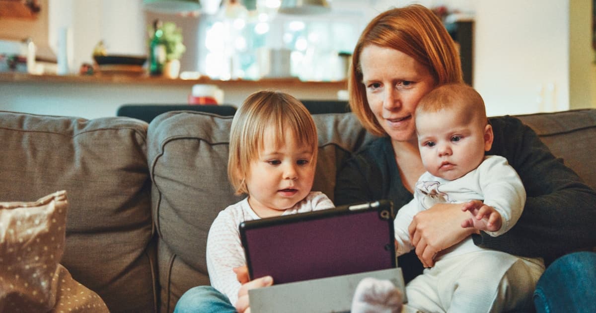 FMLA Leave: 12 Weeks Unpaid Leave Rights & Employer Obligations